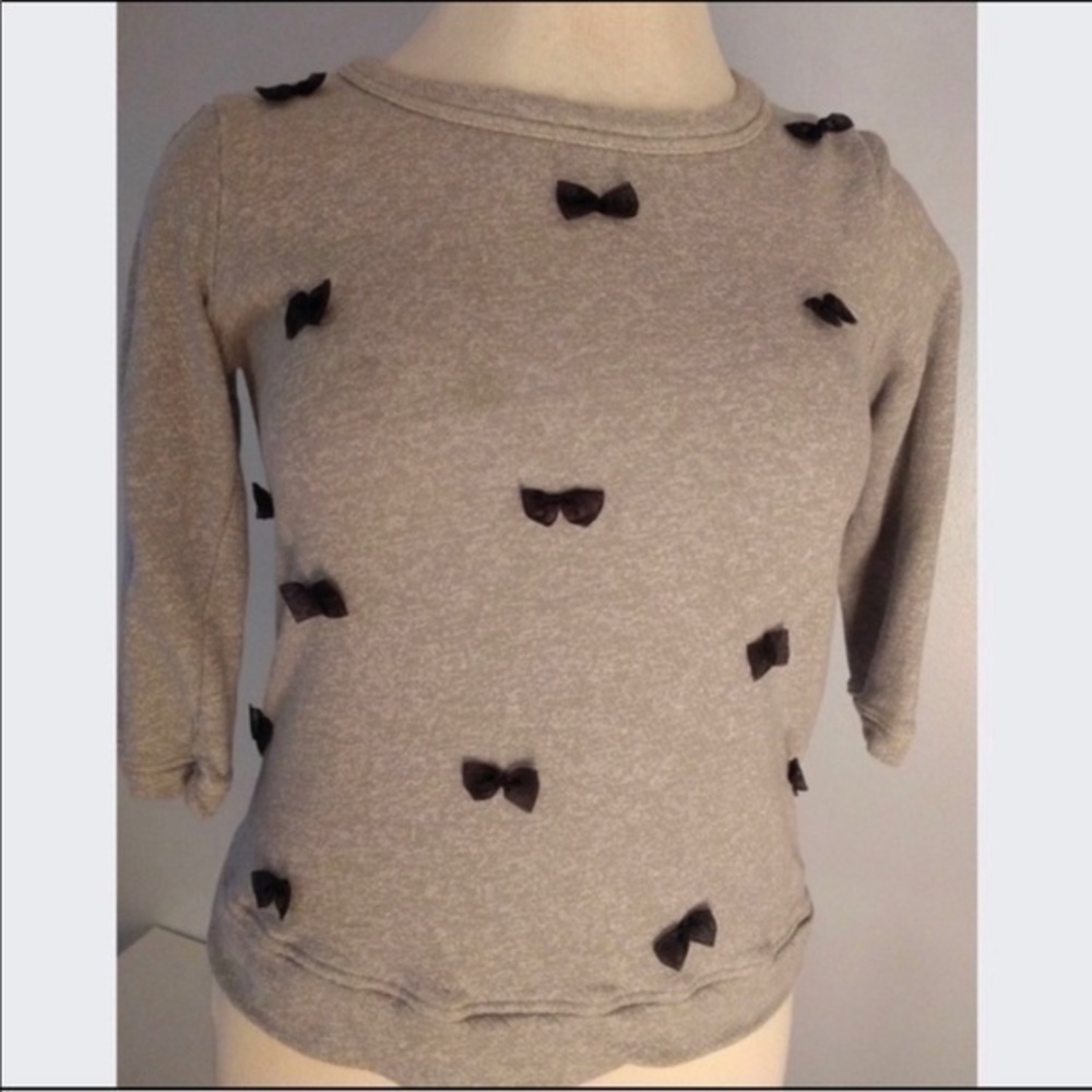 Lauren Conrad Gray bow 3/4‎ sleeve sweater Small